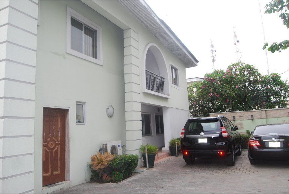 Hotel Hillside Gardens Ltd à Lagos Extérieur photo