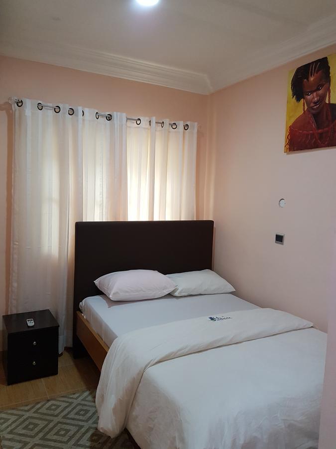 Hotel Hillside Gardens Ltd à Lagos Extérieur photo