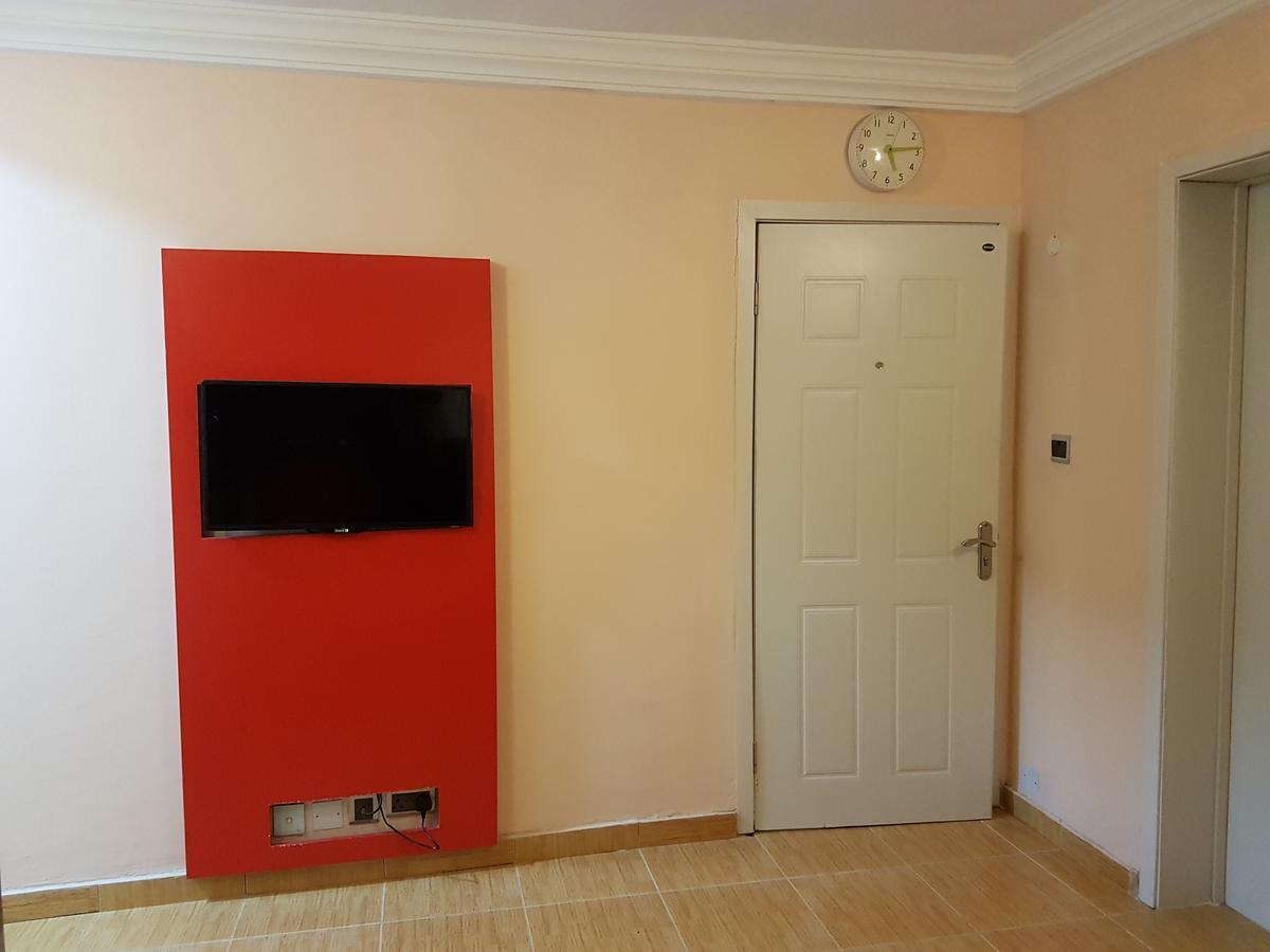 Hotel Hillside Gardens Ltd à Lagos Extérieur photo