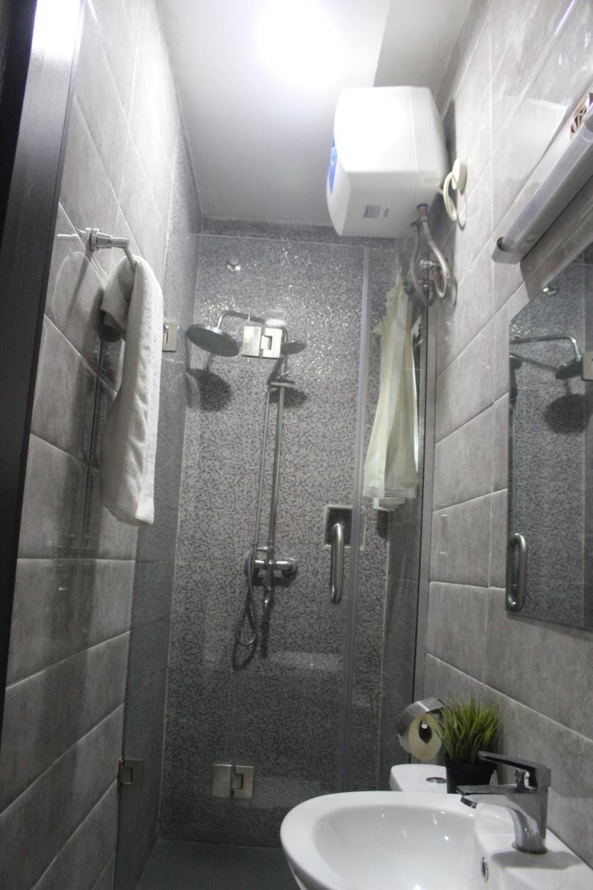 Hotel Hillside Gardens Ltd à Lagos Extérieur photo